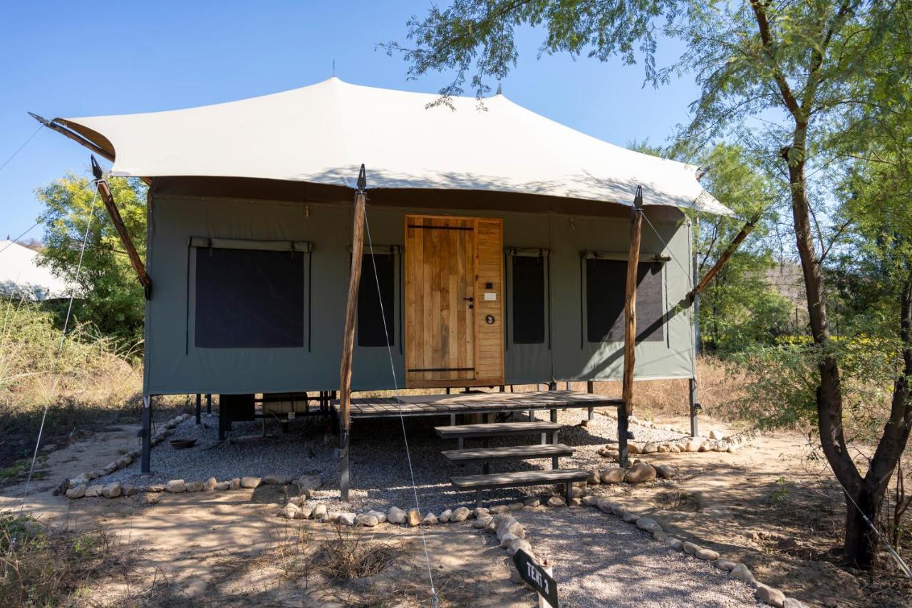 Trees N Tigers Luxury Wildlife Lodge Akbarpur  Exterior photo
