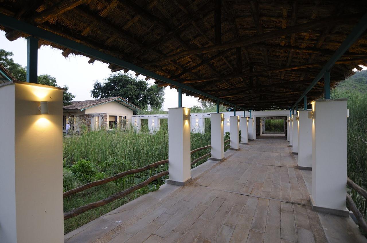 Trees N Tigers Luxury Wildlife Lodge Akbarpur  Exterior photo